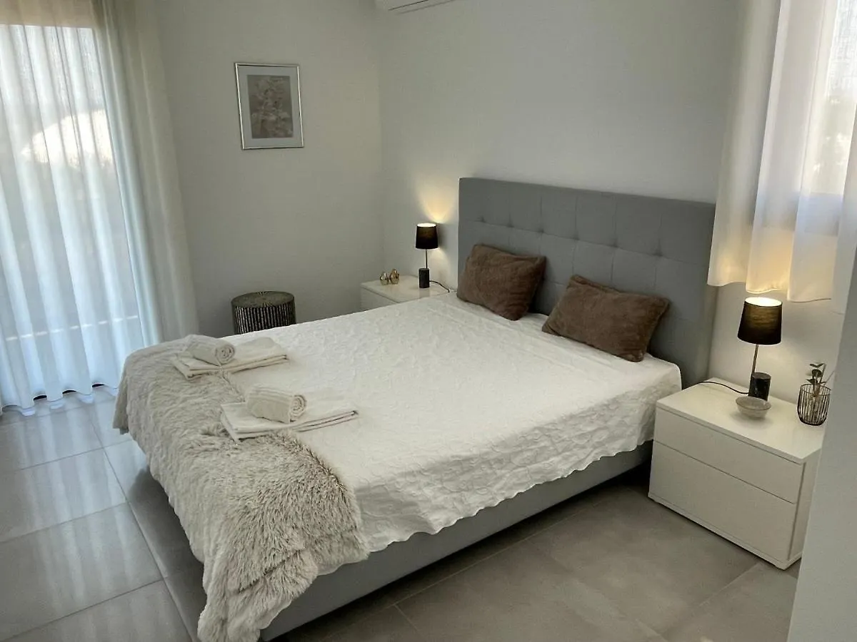 Salinas House T3 Apartment Tavira